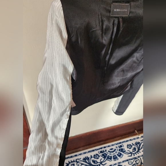BCBGMaxAzria black one button blazer - Picture 7 of 8